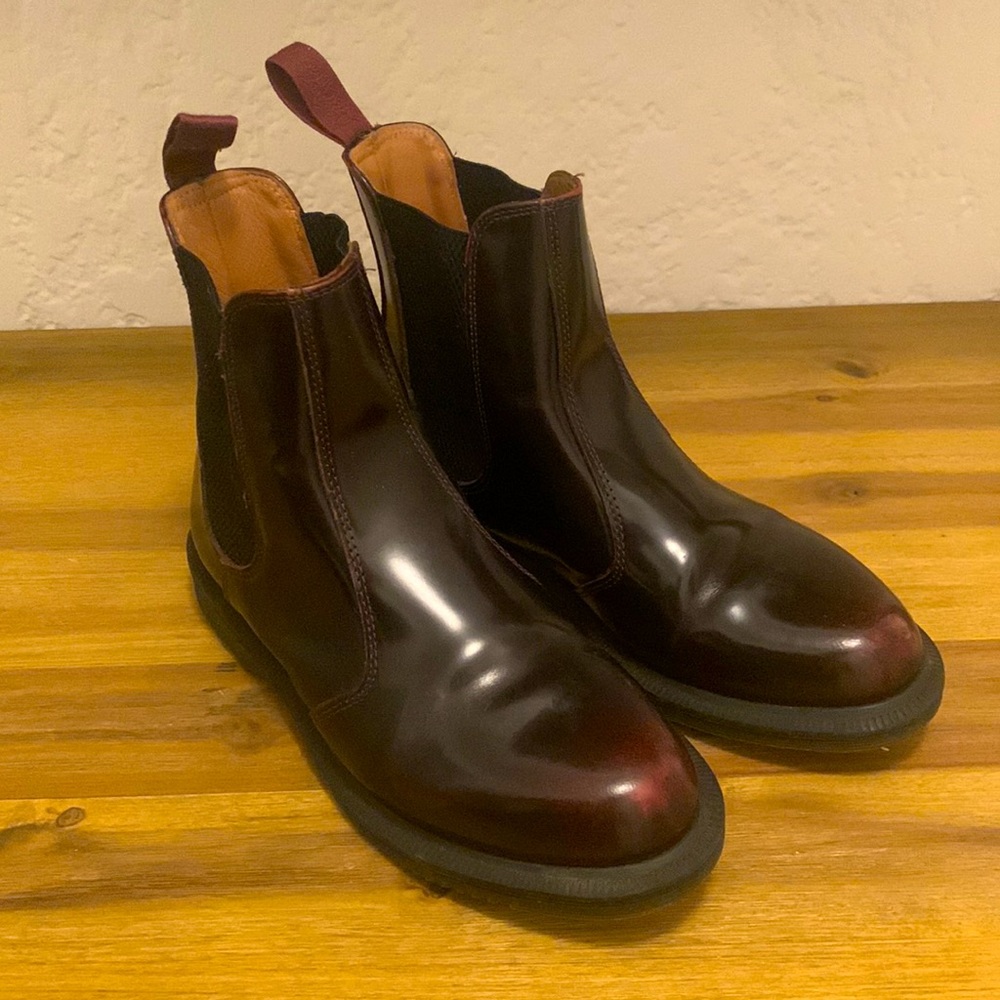 Dr. Martens Chelsea Style Boot